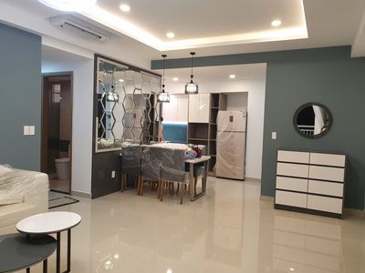 Căn hộ 83 m² · 2 PN · Lucky Palace