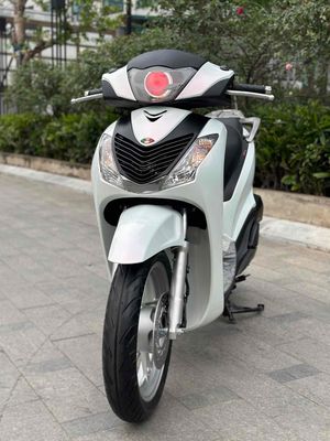SH 125 Full nhập 2018  cực đẹp, Chất lượng. Mua bán Xe máy tại Quận Đống Đa Hà Nội được đăng bởi Xe Máy Vượng Trung