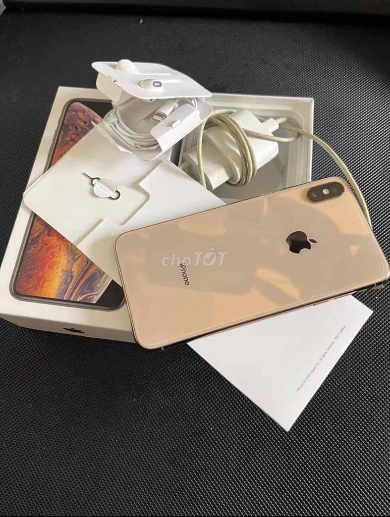 iPhone xs max 256gb quốc tế vàng gold còn bh dài