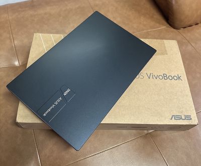 ASUS Vivobook 14 Fullbox bh hãng 7/2026 đẹp giá rẻ. Mua bán Laptop tại Quận Hoàng Mai Hà Nội được đăng bởi Siêu Thanh Lý