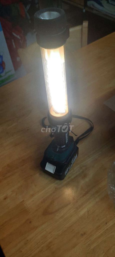 Đèn pin sạc Makita. Mua bán Đèn tại Quận Tân Bình Tp Hồ Chí Minh được đăng bởi Japan hình 1