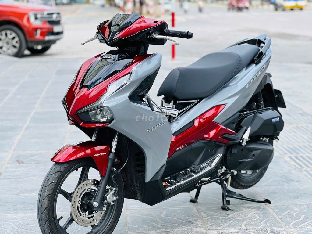 Honda Air Blade 125 красный серый 125fi Новый красивый автомобиль 99,9%