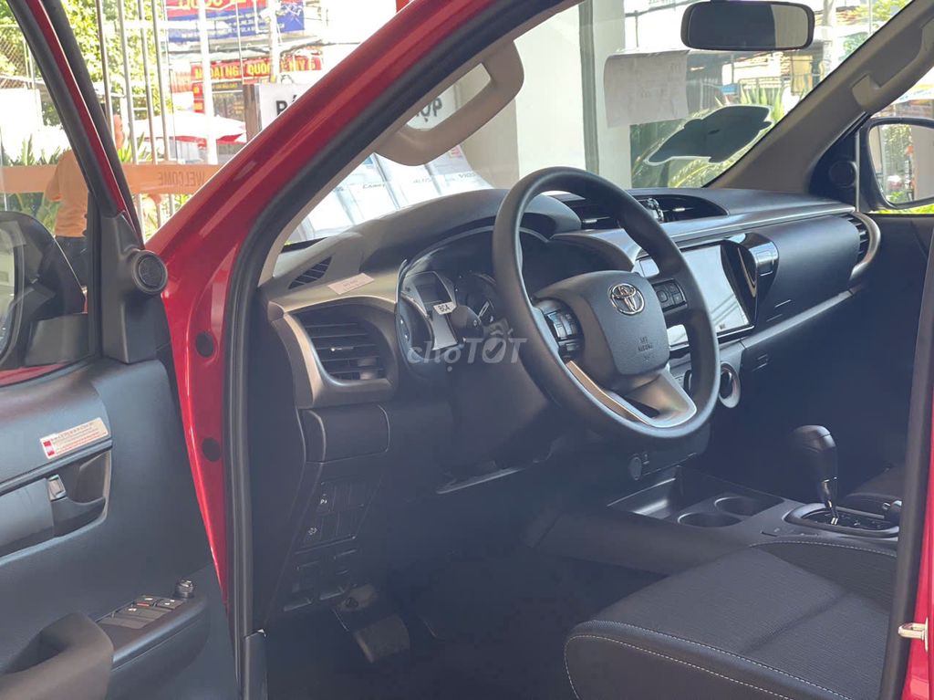 Toyota Hilux 2025 2.4L 4x2 AT. Mua bán Ô tô tại Huyện Bình Chánh Tp Hồ Chí Minh được đăng bởi TRANGTRAN TOYOTA AN THÀNH hình 2