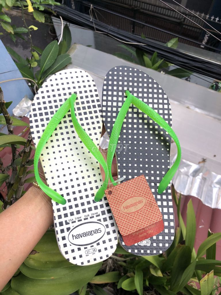 Dép kẹp nữ hiệu Havaianas của Brazil chính hãng. Mua bán Giày dép tại Quận Tân Bình Tp Hồ Chí Minh được đăng bởi Phương Anh hình 1