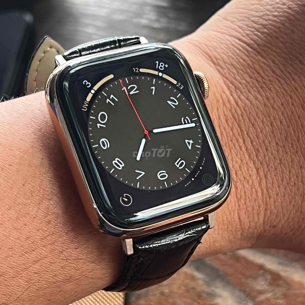 Apple Watch seri 5 size 45mm bản thép