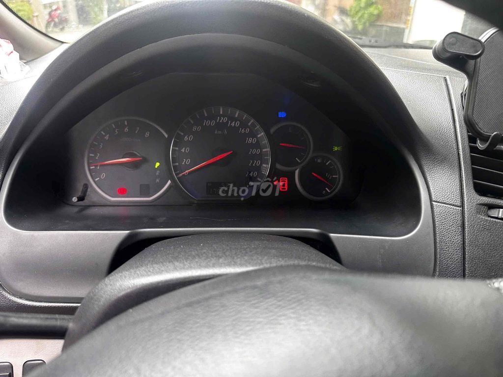 Mitsubishi Grandis 2006 2.4 AT - 170695 km. Mua bán Ô tô tại Quận Hải Châu Đà Nẵng được đăng bởi DKD ÔTÔ BÌNH DÂN ĐÀ NẴNG hình 9