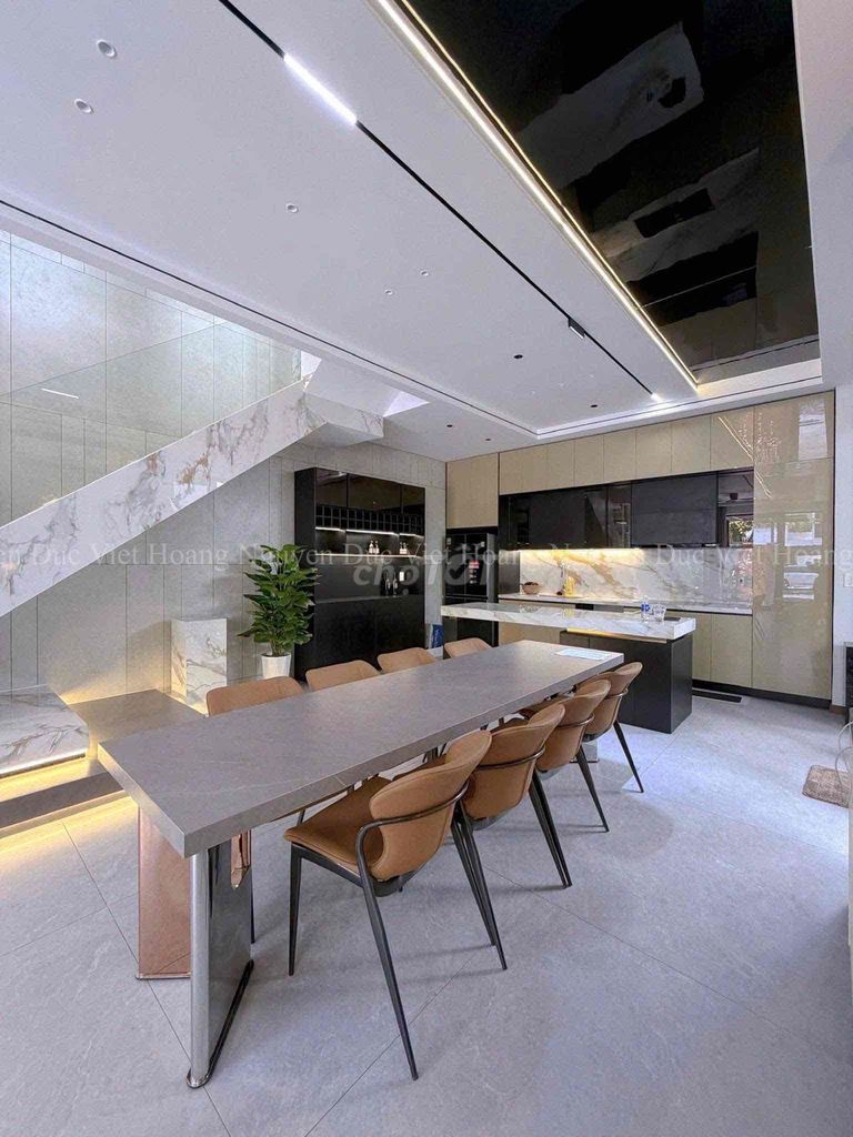 Spacious 3-storey family villa in Nại Hiên Đông — photo 11