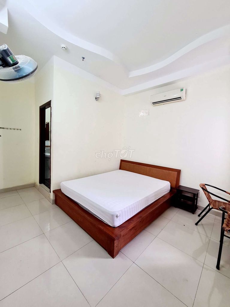 Phòng Đẹp, Máy Lạnh, Gần Ngã Tư 4 Xã, Trung Tâm Bình Tân