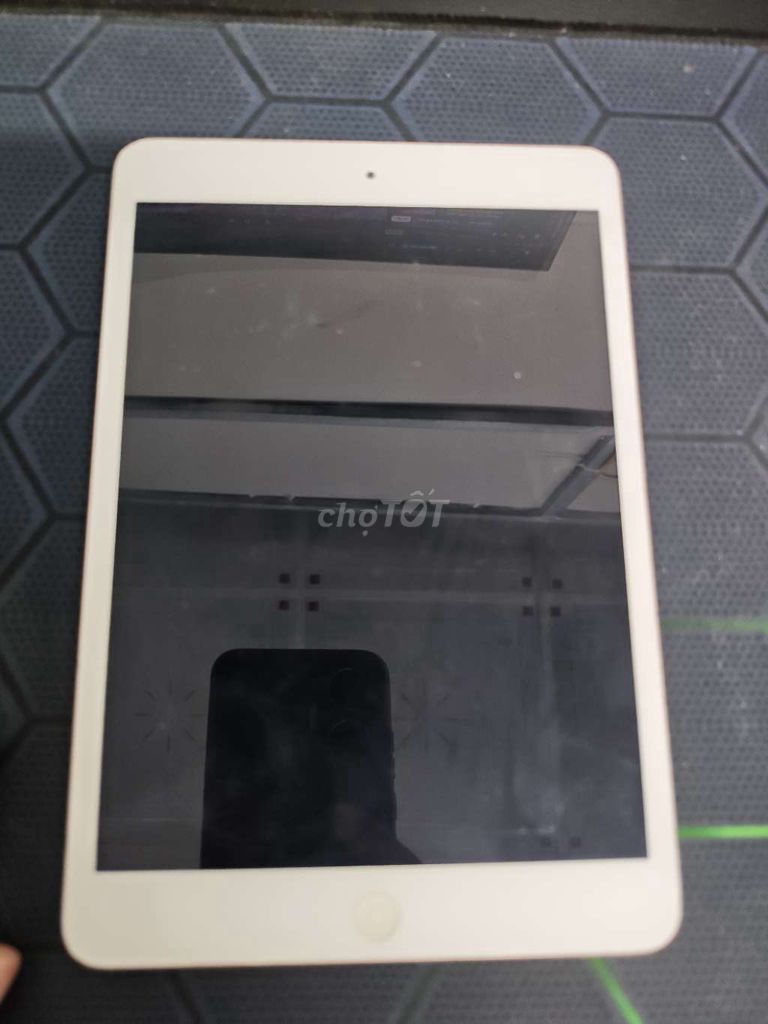 Apple iPad mini 2 Bạc Hư pin. Mua bán Máy tính bảng tại Quận Cái Răng Cần Thơ được đăng bởi NTK hình 1