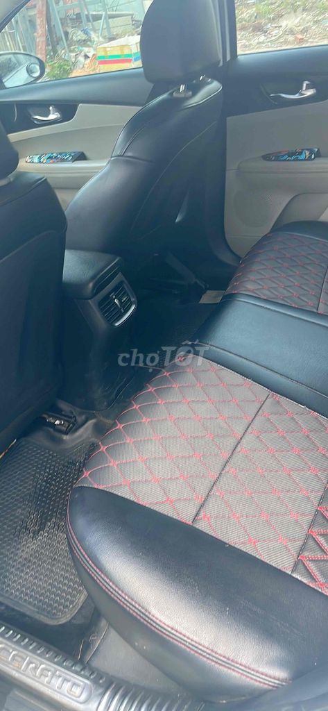 Kia Cerato mẫu mới đăng kí 2019 - 95000 km. Mua bán Ô tô tại Thành phố Dĩ An Bình Dương được đăng bởi Phan văn Độ hình 15
