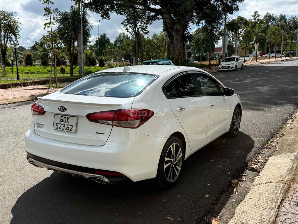 Kia Cerato 2018 1.6 MT - 79 km. Mua bán Ô tô tại Huyện Krông Pắc Đắk Lắk được đăng bởi Văn sy hình 10