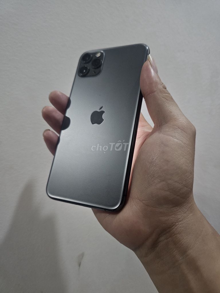 iPhone 11 Pro Max 64GB full chức năng quốc tế. Mua bán Điện thoại tại Quận Hải Châu Đà Nẵng được đăng bởi Minh hình 1