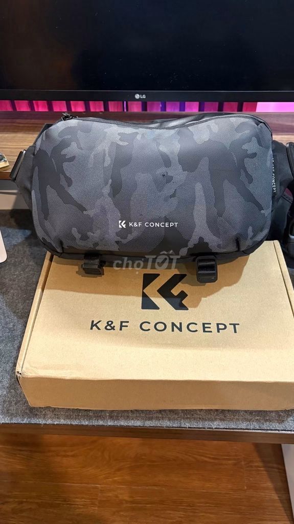 Túi đeo chéo K&F Concept KF13 Đen rằn ri Như mới. Mua bán Túi xách tại Quận Sơn Trà Đà Nẵng được đăng bởi Quang Lê hình 1