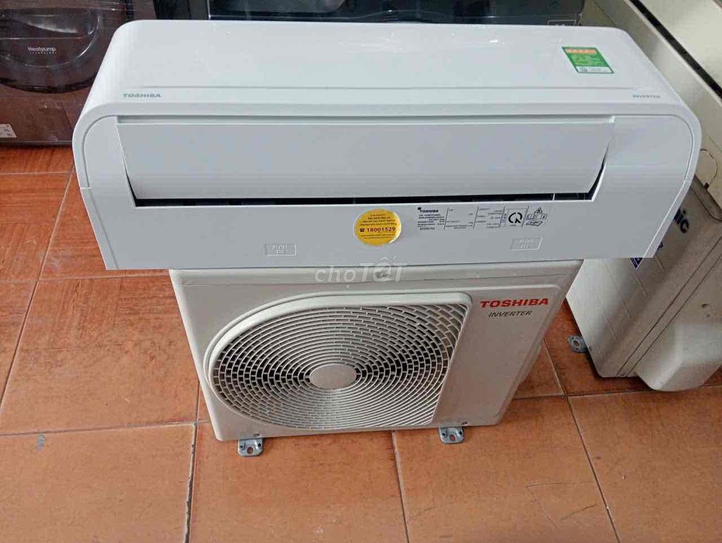 Máy lạnh Toshiba Inverter 1 HP Thái Lan. Mua bán Máy lạnh, điều hoà tại Quận 5 Tp Hồ Chí Minh được đăng bởi Công Ty TNHH TM DV VT Kỹ Thuật  Hoàng Phúc hình 1
