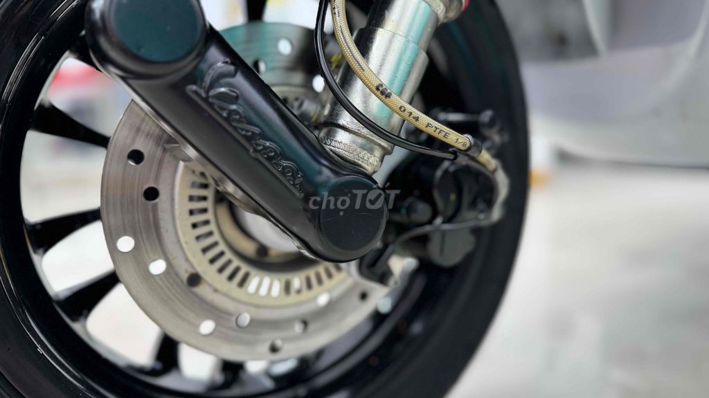 Vespa Sprint Xám si măng ánh tím Model 2019. Mua bán Xe máy tại Quận Phú Nhuận Tp Hồ Chí Minh được đăng bởi VESPA  PIAGGIO BẢO HƯNG Vespa cũ trả góp  hình 3