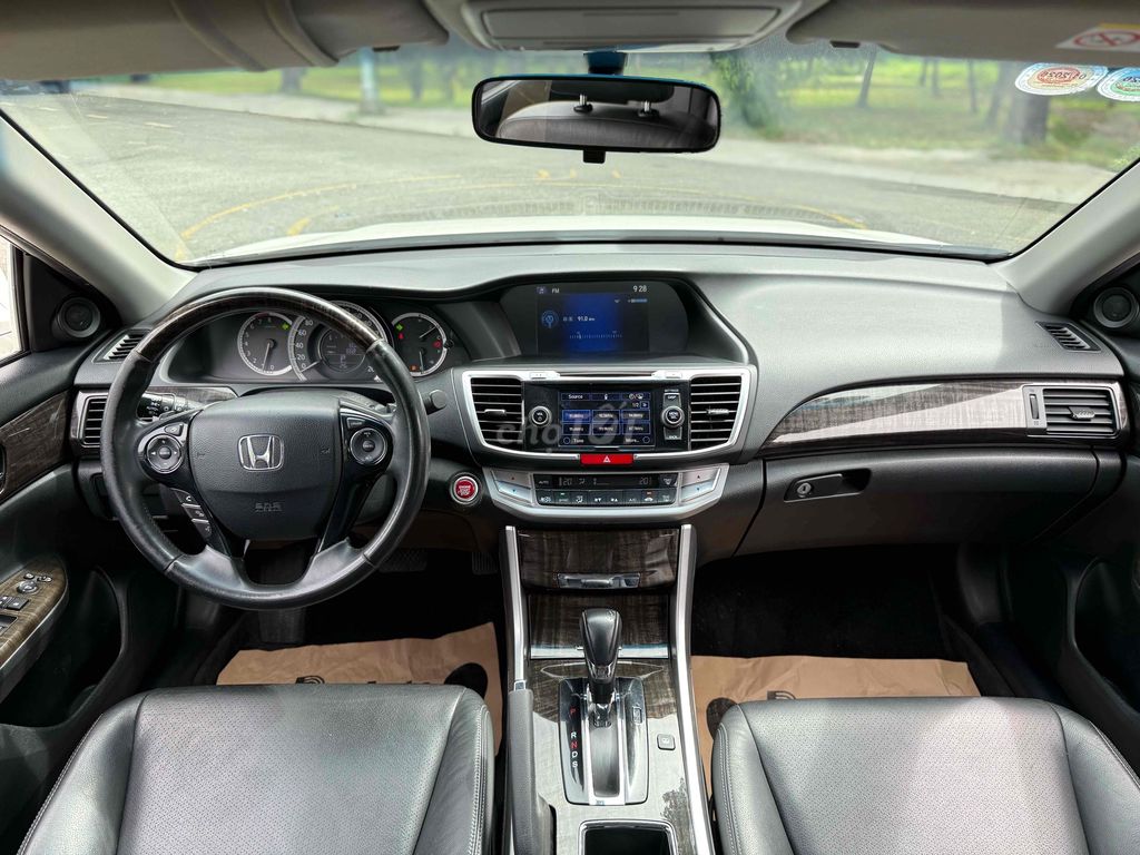 Honda Accord 2015 2.4 AT Một chủ. Mua bán Ô tô tại Thành phố Thủ Đức Tp Hồ Chí Minh được đăng bởi Lê Nhường hình 13