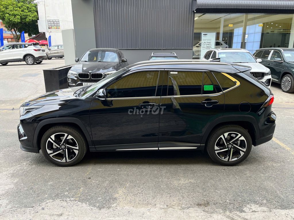 TOYOTA YARIS CROSS S 2024 XE GIA ĐÌNH LƯỚT VAY 75%. Mua bán Ô tô tại Quận Tân Phú Tp Hồ Chí Minh được đăng bởi Hiếu hình 4