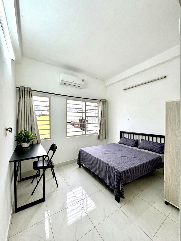 Phòng mới hoàn thiện, sẵn nội thất, mát mẻ. Ngay chợ Bà Chiểu