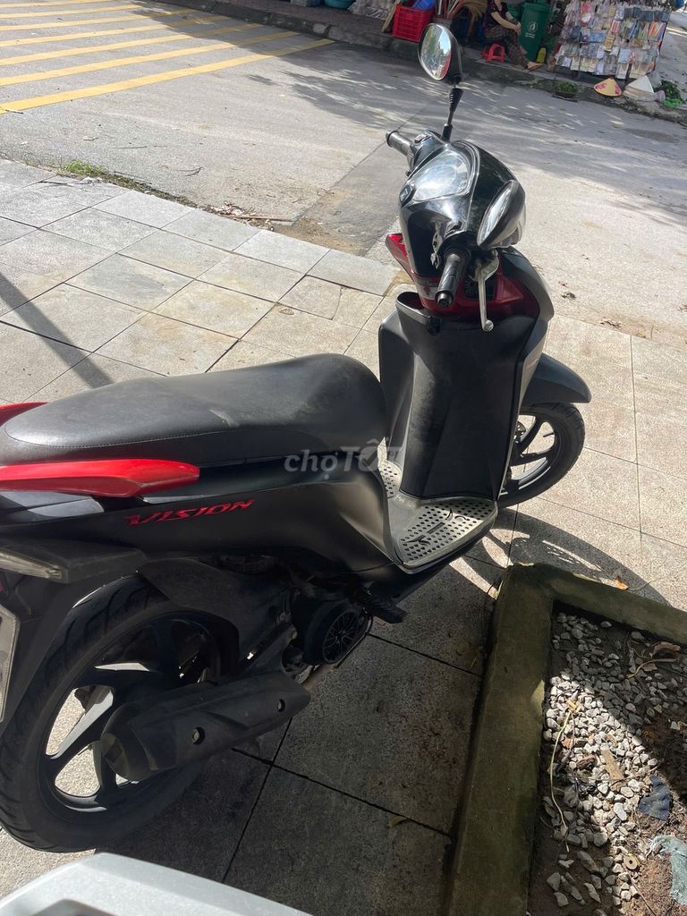 Chính chủ Bán xe vision bản đặc biệt mầu đen nhám. Mua bán Xe máy tại Huyện Quảng Xương Thanh Hóa được đăng bởi lê đức trọng hình 3