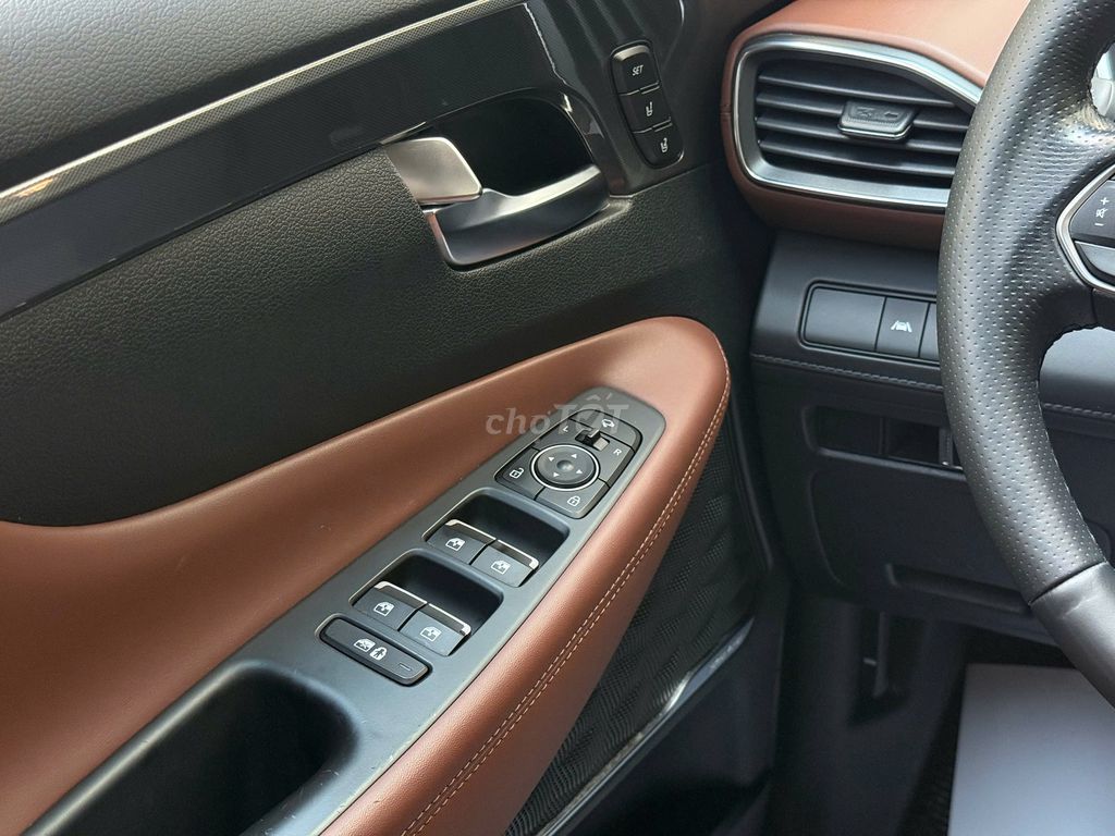 Hyundai Santafe 2.2D Premium 2022 1 chủ odo 7v9km. Mua bán Ô tô tại Quận Bắc Từ Liêm Hà Nội được đăng bởi Mr Cường hình 10