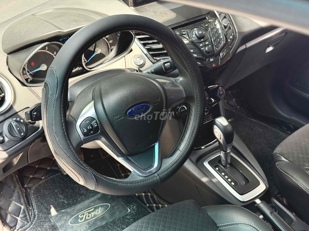 Ford Fiesta 2014 S 1.5 AT - cực đẹp. Mua bán Ô tô tại Quận Tân Phú Tp Hồ Chí Minh được đăng bởi Lê Băng Vinh hình 14