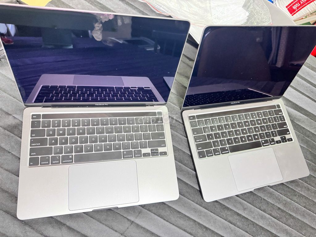 💻 MacbookPro 2020 13 inch cặp  i7/16/512- i7/16/1T