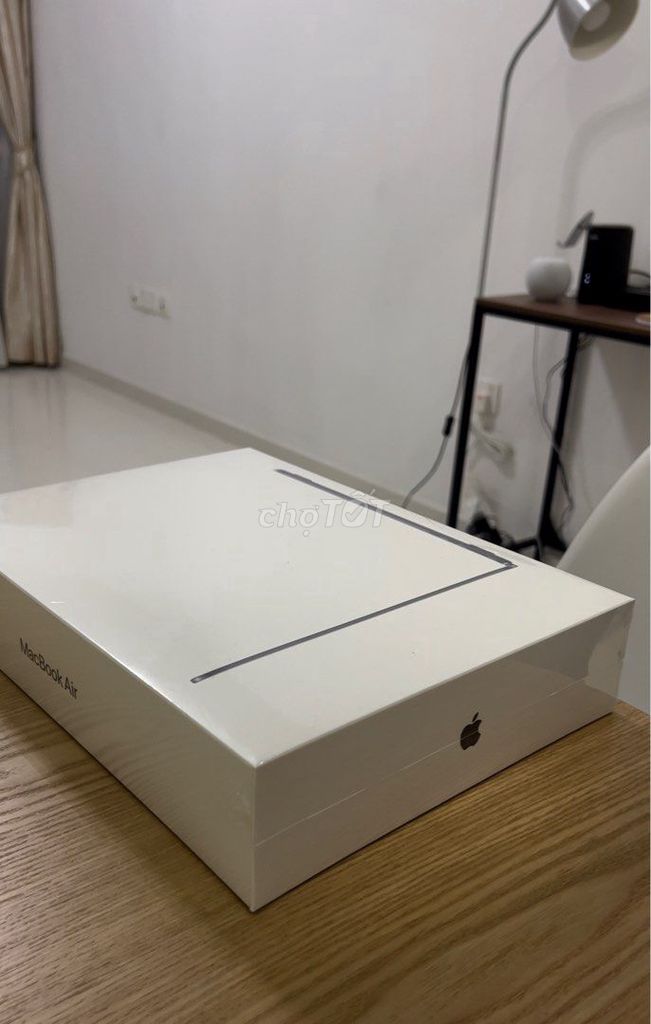 Macbook air M3 13" 8/256gb mới 100%