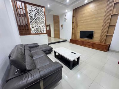Аренда · 3 комн. · 100 м² · Quận Cẩm Lệ, ул. Đường Mai Chí Thọ