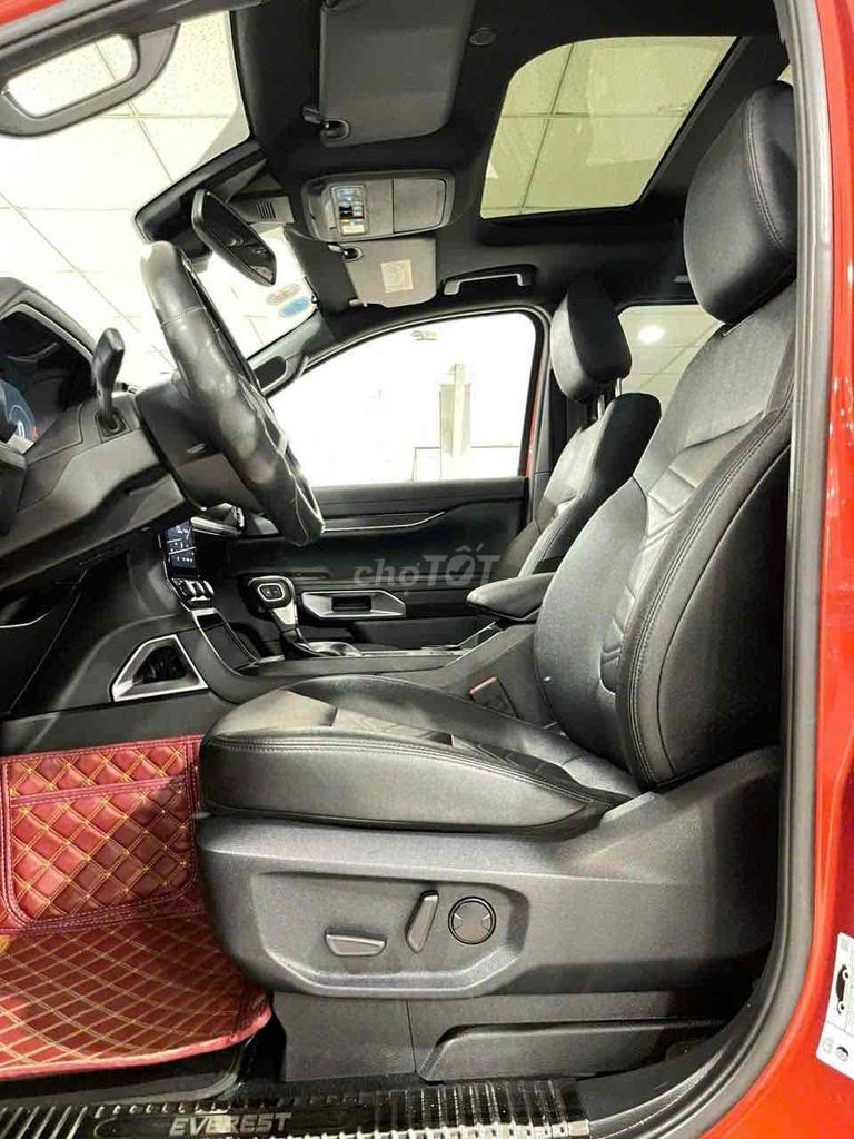 Ford Everest 2023 Titanium 2.0 AT 4x2 - 51.000 km. Mua bán Ô tô tại Quận 3 Tp Hồ Chí Minh được đăng bởi Trí Xe Ford hình 14