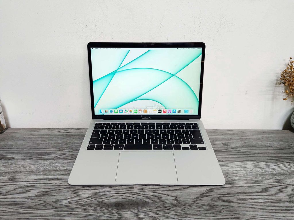 Macbook Air 2020 giá bèo như 2018, k lỗi lầm. Mua bán Laptop tại Quận Đống Đa Hà Nội được đăng bởi Cửa hàng công nghệ Brostore hình 1