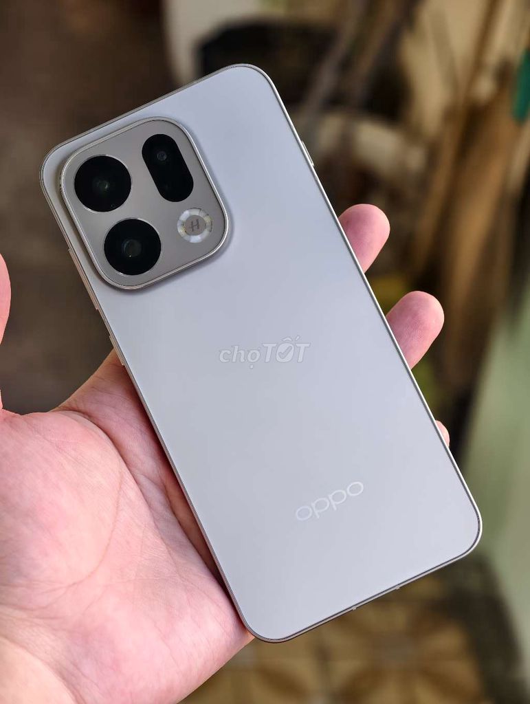Oppo Find X9 Titan 16/256GB fullbox. Mua bán Điện thoại tại Quận 10 Tp Hồ Chí Minh được đăng bởi Nờ i Ny hình 1