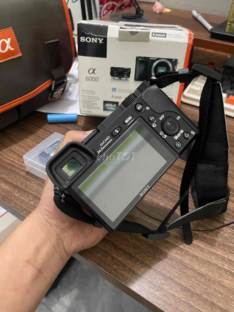 bán em sony a6000 lens kít + len 50f1.8. Mua bán Máy ảnh, Máy quay tại Huyện Hoằng Hóa Thanh Hóa được đăng bởi Hung Thuốc Lào hình 1