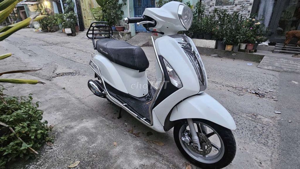 Xe Grande 2015 FI. Mua bán Xe máy tại Quận 10 Tp Hồ Chí Minh được đăng bởi Ngọc hình 1