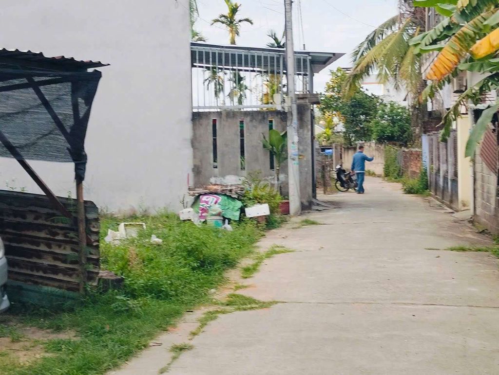 Bán Kiệt ô tô 4m. Mai đăng chơn. 191m2. Hướng đông. HÒA QUÝ. 2 TỶ 250. Mua bán đất tại Quận Ngũ Hành Sơn Đà Nẵng được đăng bởi Tuấn Trần bds ngũ hành sơn hình 3