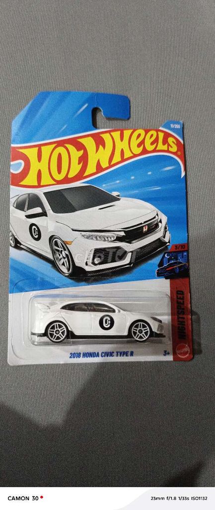 Ô tô đồ chơi Hot Wheels Civic Type R Trắng. Mua bán Sở thích khác tại Quận Đống Đa Hà Nội được đăng bởi Bao Trung Vuong Ngoc hình 1