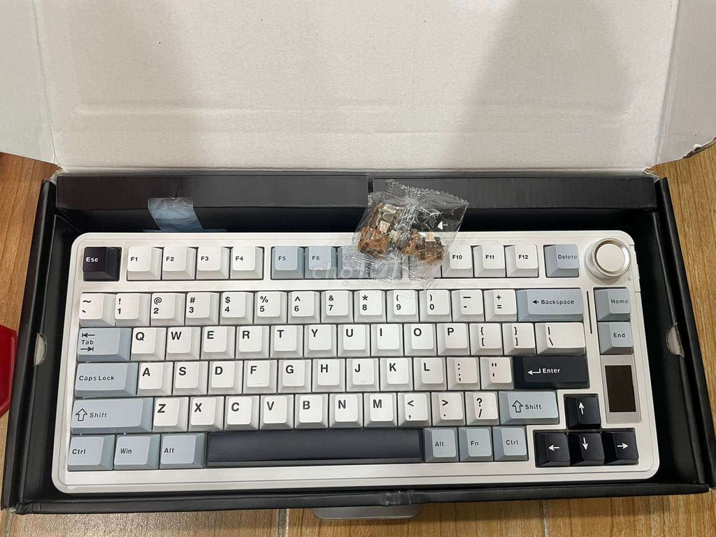 Bàn phím cơ Aula S75 Pro Trắng xanh. Mua bán Phụ kiện (Màn hình, Chuột...) tại Quận Thốt Nốt Cần Thơ được đăng bởi A Chí hình 1