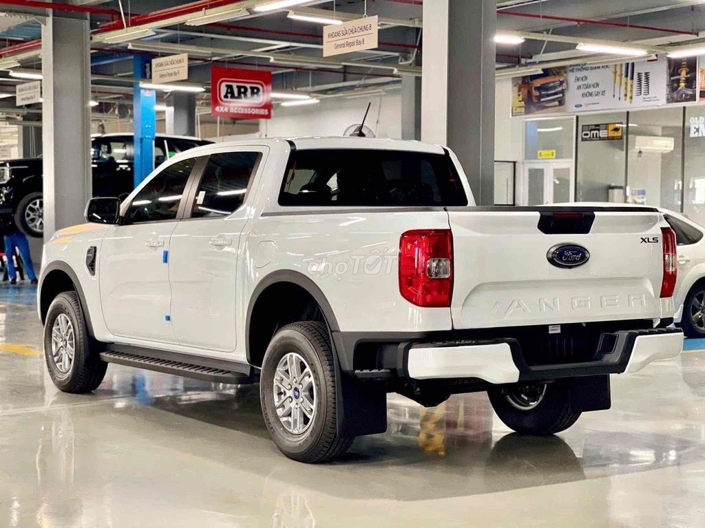 Ford Ranger XLS ĐỦ MÀU. Mua bán Ô tô tại Thành phố Thanh Hóa Thanh Hóa được đăng bởi Ngọc Ford Thanh Hoá hình 1