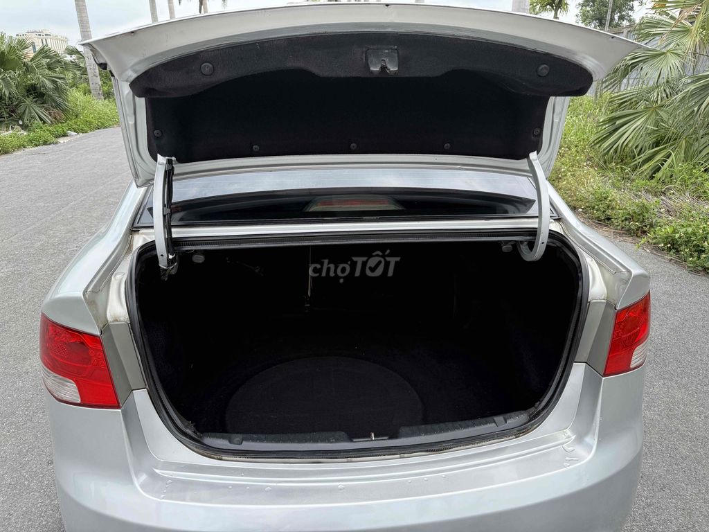 Kia Forte 2011 SX 1.6 MT - 140000 km xe gia đình