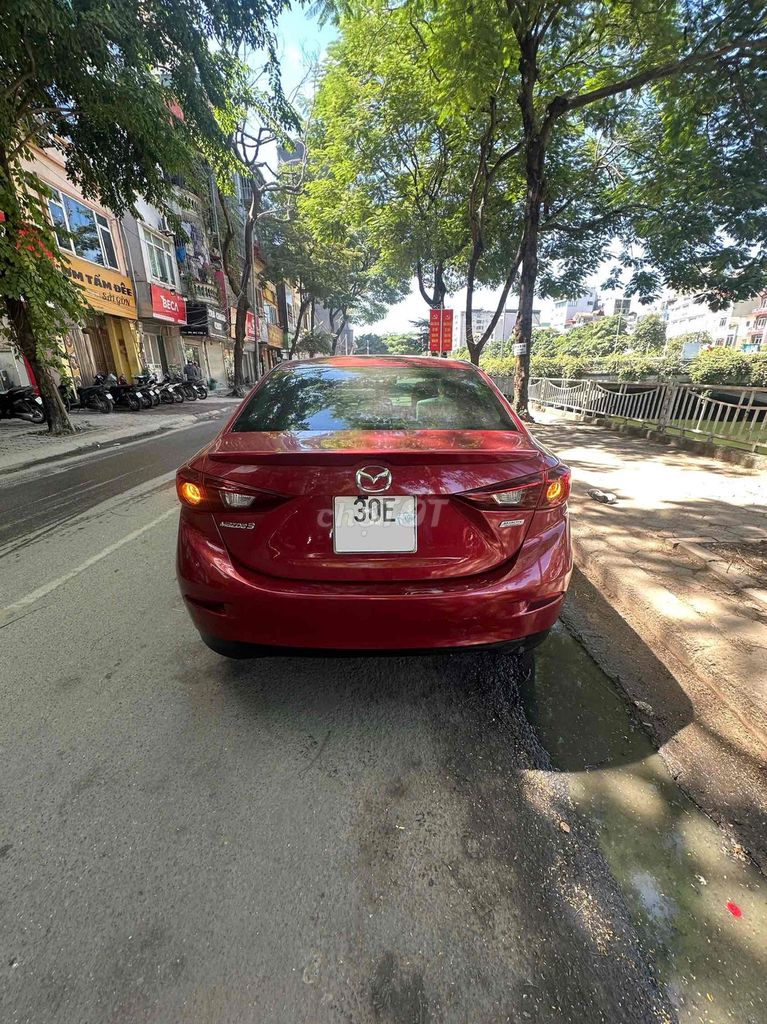 Mazda 3 2016 Красный 78000 км