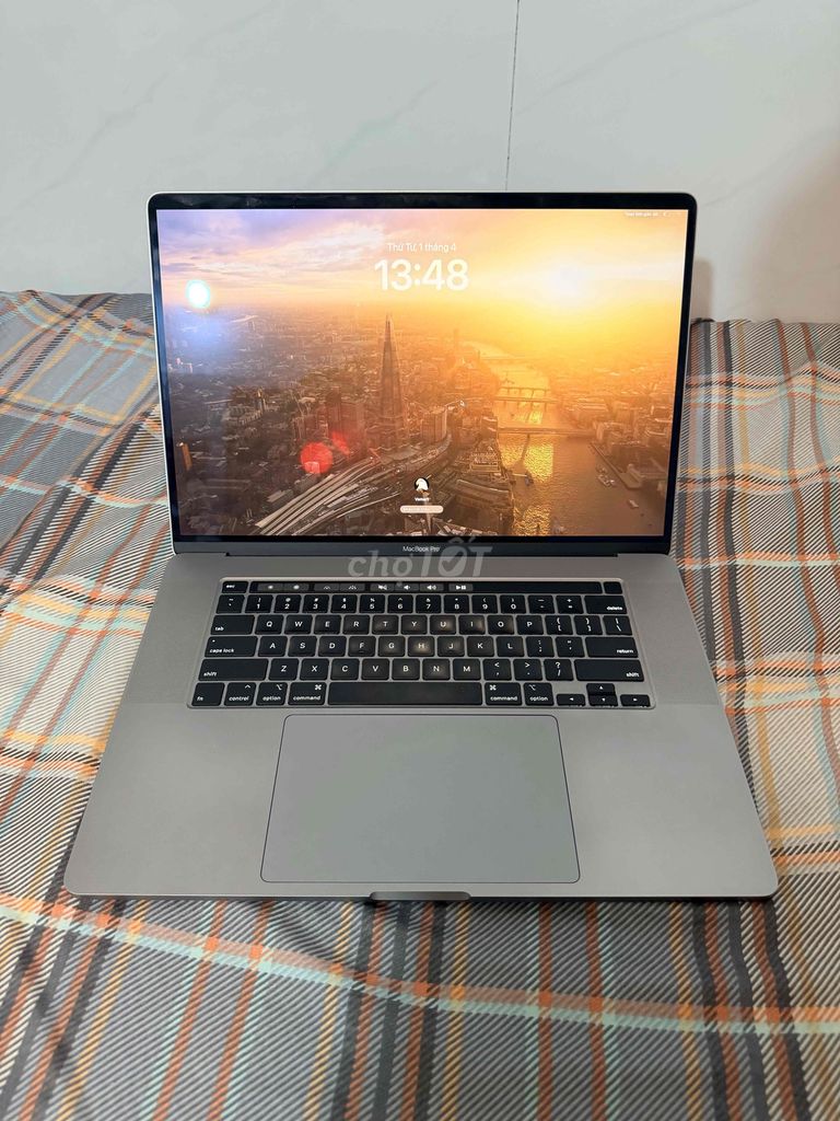 Mac Pro 2019 toichbar 16inch i9/32/2T vga 4Gb. Mua bán Laptop tại Thành phố Huế Thừa Thiên Huế được đăng bởi Vsmart Thu Mua Điện Thoại Laptop  hình 1
