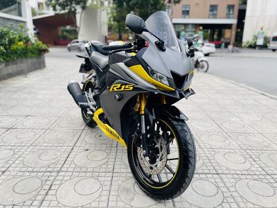 YAMAHA R15 V3 Vàng Xám CHÍNH CHỦ 2020. Mua bán Xe máy tại Quận Nam Từ Liêm Hà Nội được đăng bởi BÌNH MINH