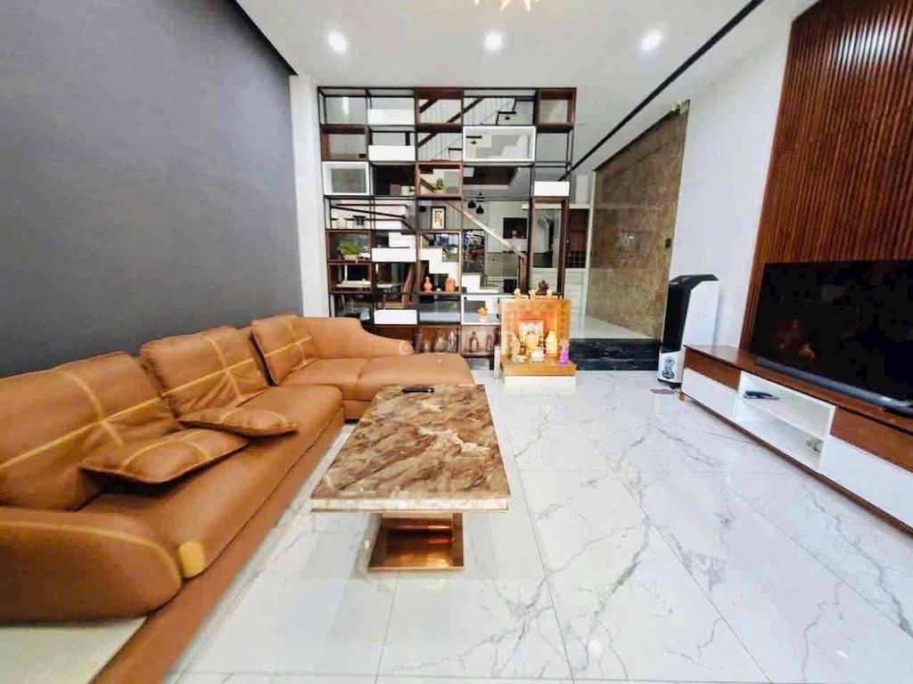 Rent · 3 bd · 100 м² · Quận Ngũ Hành Sơn, ул. Đường Đoàn Khuê