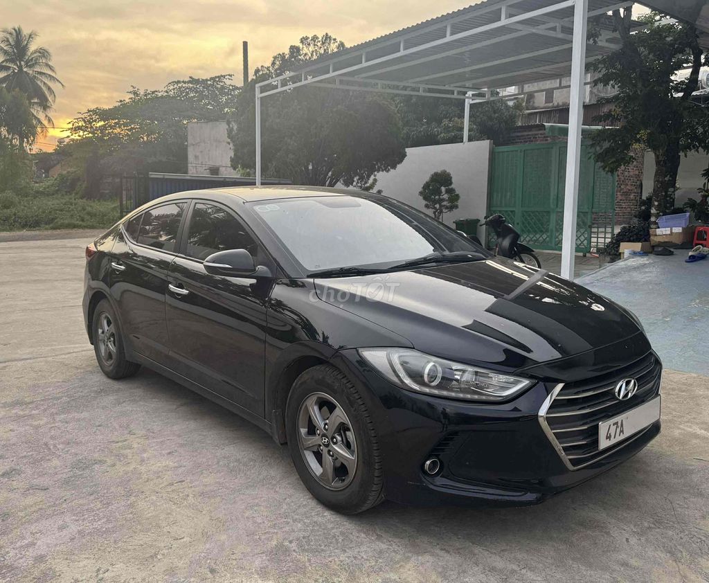 Hyundai Elantra 2019 1.6 MT - 134000 km. Mua bán Ô tô tại Huyện Ea Kar Đắk Lắk được đăng bởi Đỗ Sang hình 3