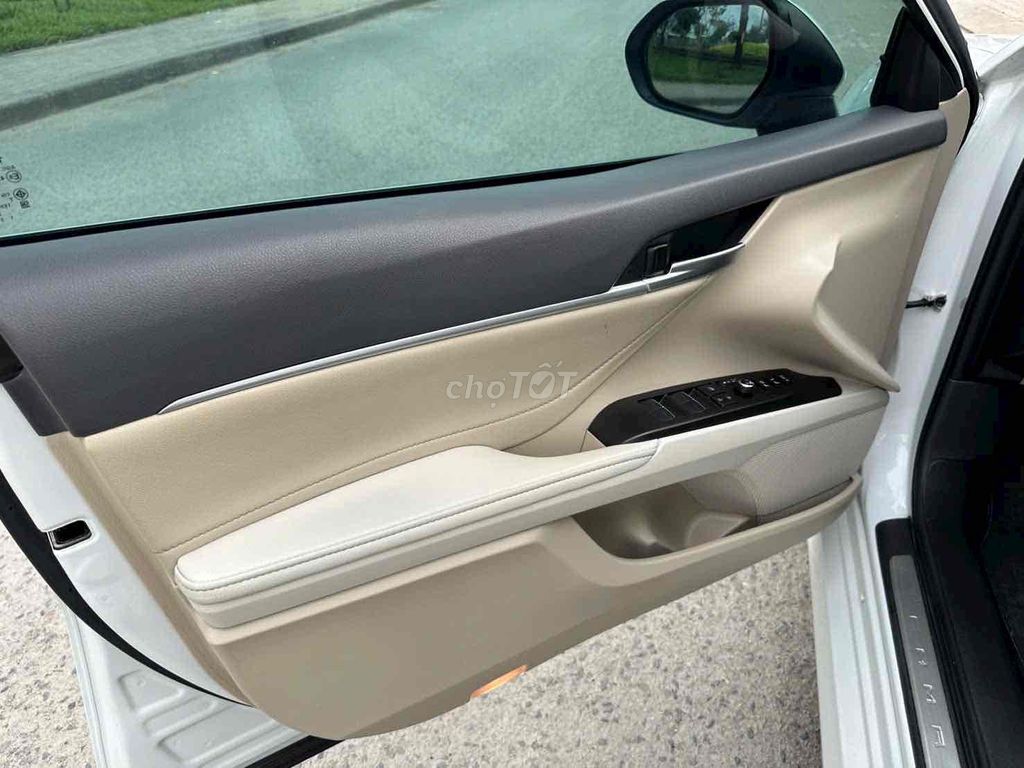 Camry 2.0Q đời mới 2022 chính chủ. Mua bán Ô tô tại Huyện Hóc Môn Tp Hồ Chí Minh được đăng bởi 🌹 Trúc Giang 🌹 hình 10