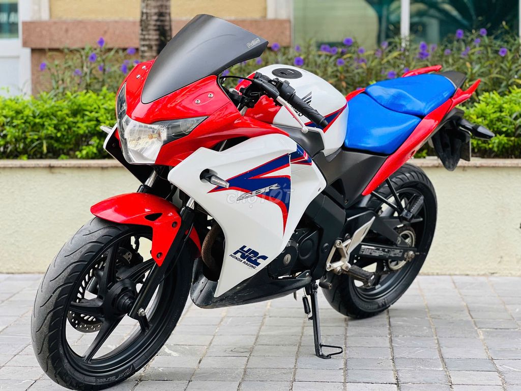 HONDA CBR 150 ĐỎ TRẮNG NGUYÊN BẢN XE NHẬP THÁI