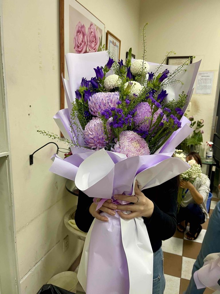 Thanh lý bó hoa cúc mẫu đơn linh lan chuông to