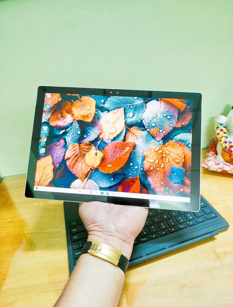 Microsoft Surface Pro 4 i5 8GB/256GB Bạc. Mua bán Laptop tại Quận Gò Vấp Tp Hồ Chí Minh được đăng bởi Laptop Thiên Hoàng  hình 1