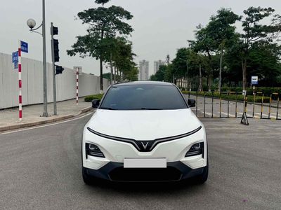 VinFast VF6 Plus 2025 Trắng