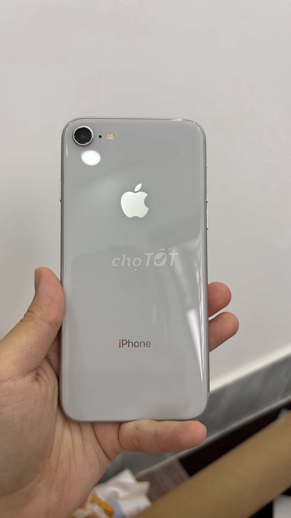 Apple iPhone 8 128GB Bạc Zin. Mua bán Điện thoại tại Quận 12 Tp Hồ Chí Minh được đăng bởi LE MAN DAT hình 1