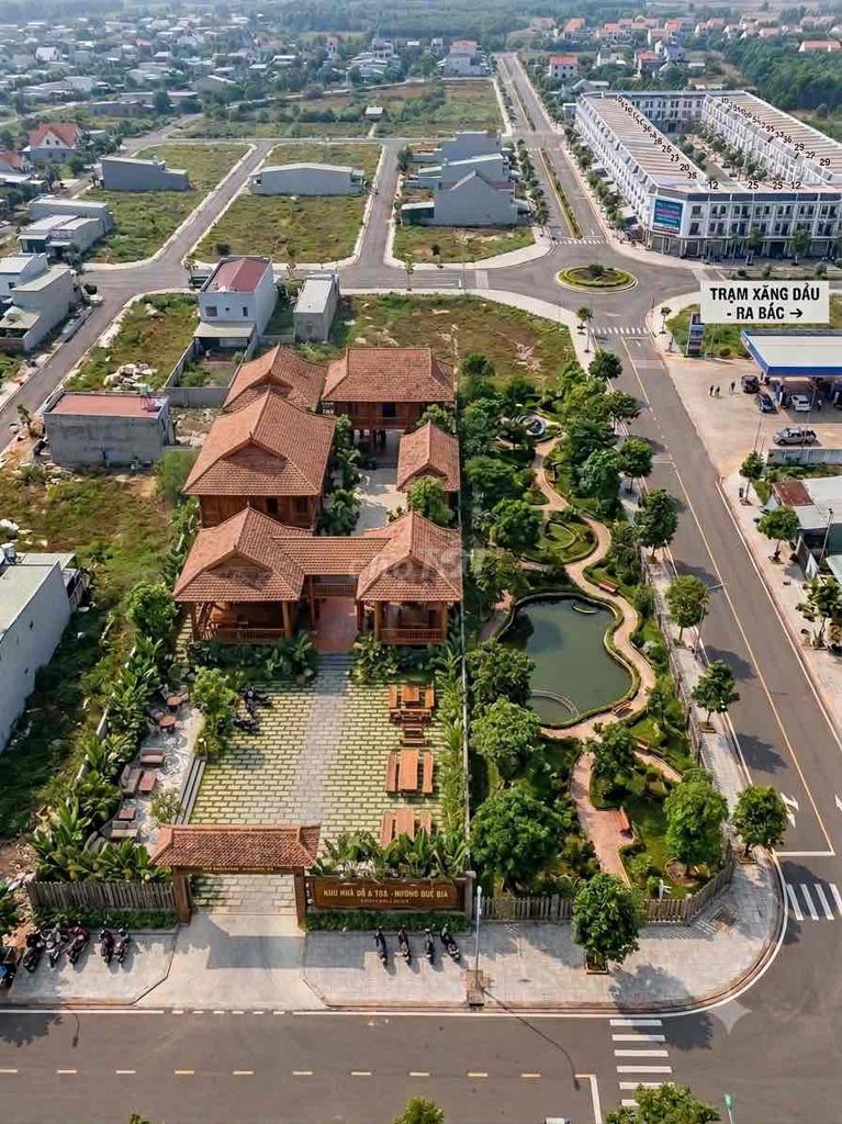 Lô đất 12 x 33.3 - 400m2 xây kho mini - nhà hàng cà phê Lô đất 12 x 33.3 - 400m2 xây kho mini - nhà hàng cà phê